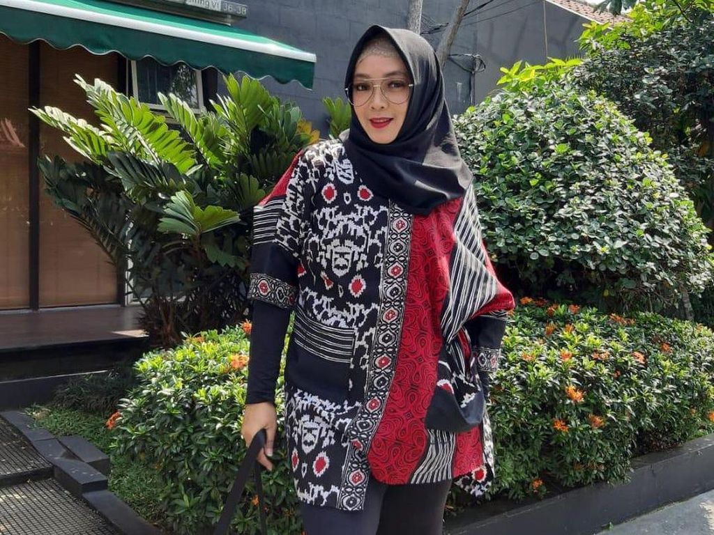 Sosok Rina Gunawan di Mata Olla Ramlan dan Melaney Ricardo Sosok Rina Gunawan di Mata Olla Ramlan dan Melaney Ricardo