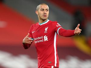 Thiago Tampil Buruk karena Salah Rekannya di Liverpool