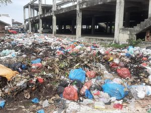 Omzet Pedagang Pekanbaru Turun Saat Pandemi, Makin Berkurang Akibat Sampah