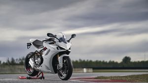 Ducati SuperSport 950, Mirip Panigale V4, Cocok buat Pemula