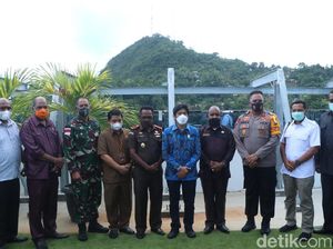 Ambroncius Nababan Jadi Tersangka, Warga Papua Diminta Tenang Ambroncius Nababan Jadi Tersangka, Warga Papua Diminta Tenang