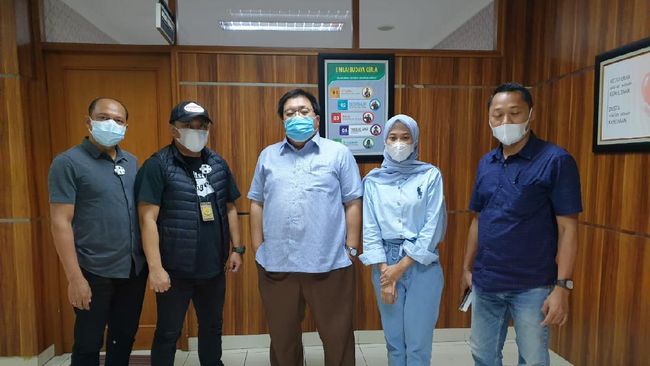 3 Tersangka Suap Pengadaan Alat COVID Dinkes Sultra Ditahan di Tempat Berbeda 3 Tersangka Suap Pengadaan Alat COVID Dinkes Sultra Ditahan di Tempat Berbeda