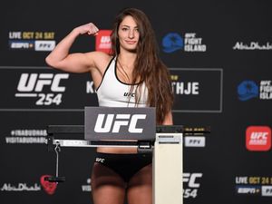 Inikah Petarung UFC yang Paling Cantik?