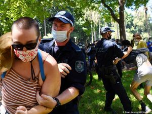5 Orang Ditangkap Saat Protes Peringatan Hari Nasional Australia
