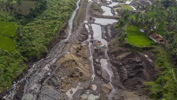 Lahan Pertanian di Tasikmalaya Beralih Fungsi Jadi Tambang Pasir
