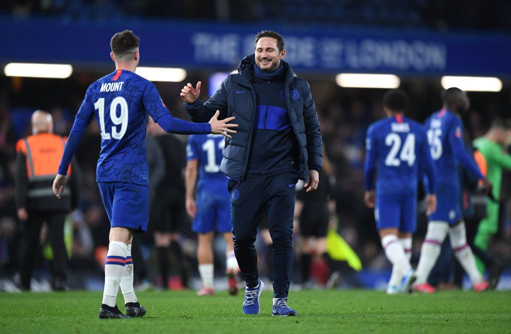 LONDON, ENGLAND - MARCH 03: Frank Lampard, Manager of Chelsea celebrates with Mason Mount of Chelsea during the FA Cup Fifth Round match between Chelsea FC and Liverpool FC at Stamford Bridge on March 03, 2020 in London, England. (Photo by Shaun Botterill/Getty Images)