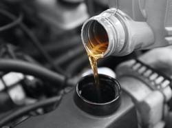 Mobil Boros? Bisa Jadi Salah Pakai Oli Mesin