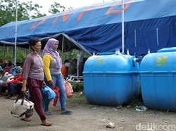 187 Pengungsi Merapi Tinggalkan Barak Pengungsian Glagaharjo