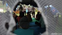 Polda DIY Serukan Prokes Bagi Pengungsi Merapi