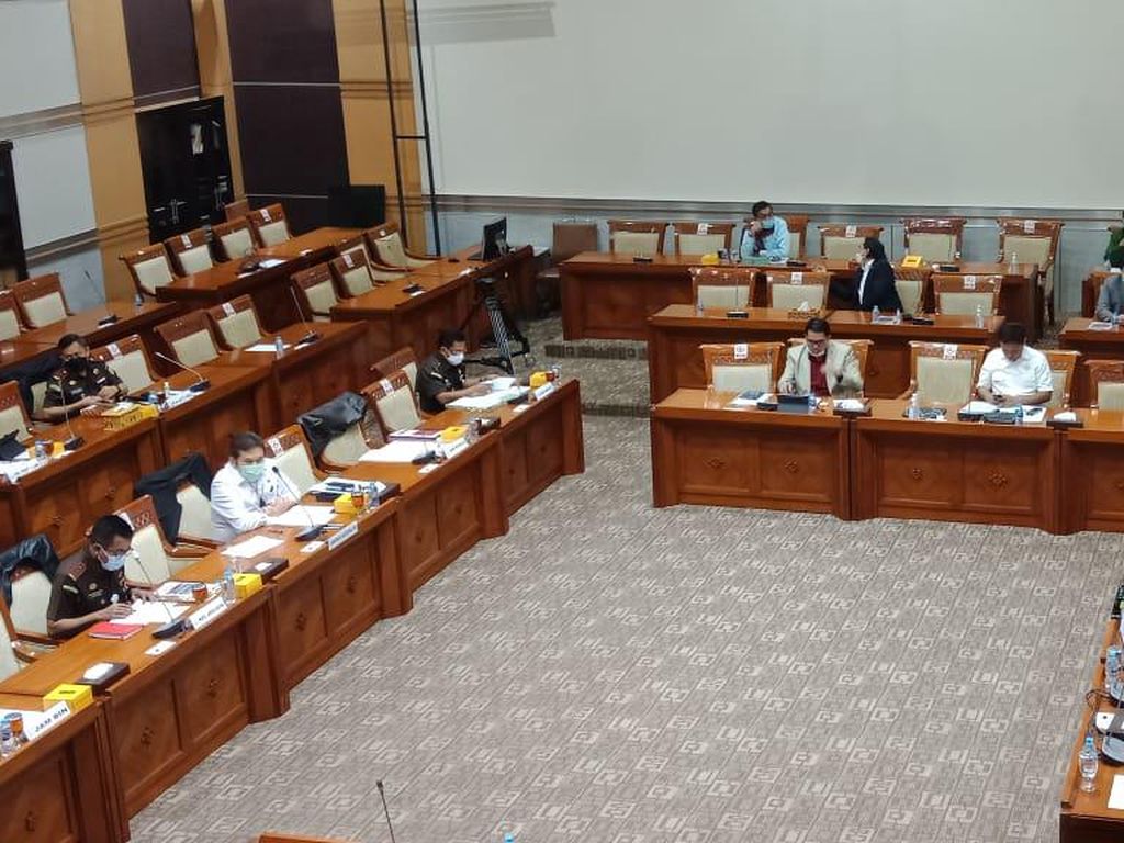 Gerindra Dorong Jaksa Agung Gunakan Restorative Justice di Kasus HRS Gerindra Dorong Jaksa Agung Gunakan Restorative Justice di Kasus HRS