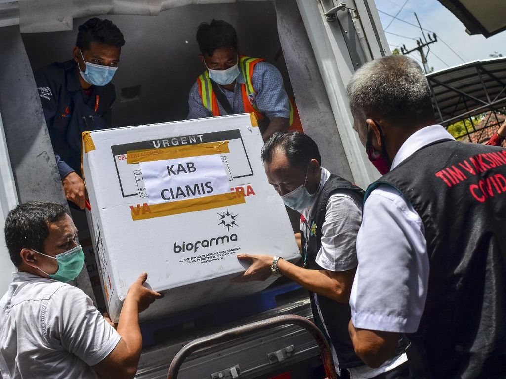 Biofarma Distribusikan Vaksin Sinovac ke 34 Provinsi Indonesia Biofarma Distribusikan Vaksin Sinovac ke 34 Provinsi Indonesia