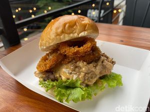 Bonkers Burger : Main Skateboard Plus Ngemil Burger Philly Cheese Juicy Bonkers Burger : Main Skateboard Plus Ngemil Burger Philly Cheese Juicy