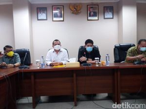 Waka DPRD Viral Dipergoki Selingkuh Dicopot dari Ketua Harian Golkar Sulut Waka DPRD Viral Dipergoki Selingkuh Dicopot dari Ketua Harian Golkar Sulut