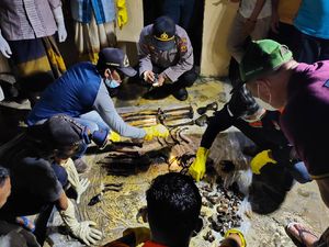 Dua Kerangka Manusia Terbungkus Kain Mukena Ditemukan di Aceh Timur