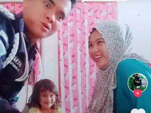 So Sweet! Ekspresi Bahagia Suami Saat Tahu Istrinya Berhasil Bikin Brownies So Sweet! Ekspresi Bahagia Suami Saat Tahu Istrinya Berhasil Bikin Brownies