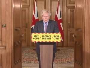 Kematian Akibat Pandemi Covid-19 di Inggris Lampaui 100 Ribu Jiwa!