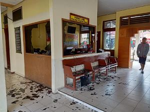 Kronologi dan Pemicu Polsek Sungai Pagu Solok Selatan Diserang Massa Kronologi dan Pemicu Polsek Sungai Pagu Solok Selatan Diserang Massa