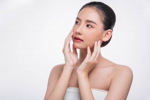 manfaat air garam untuk menjaga kondisi kulit/freepik.com