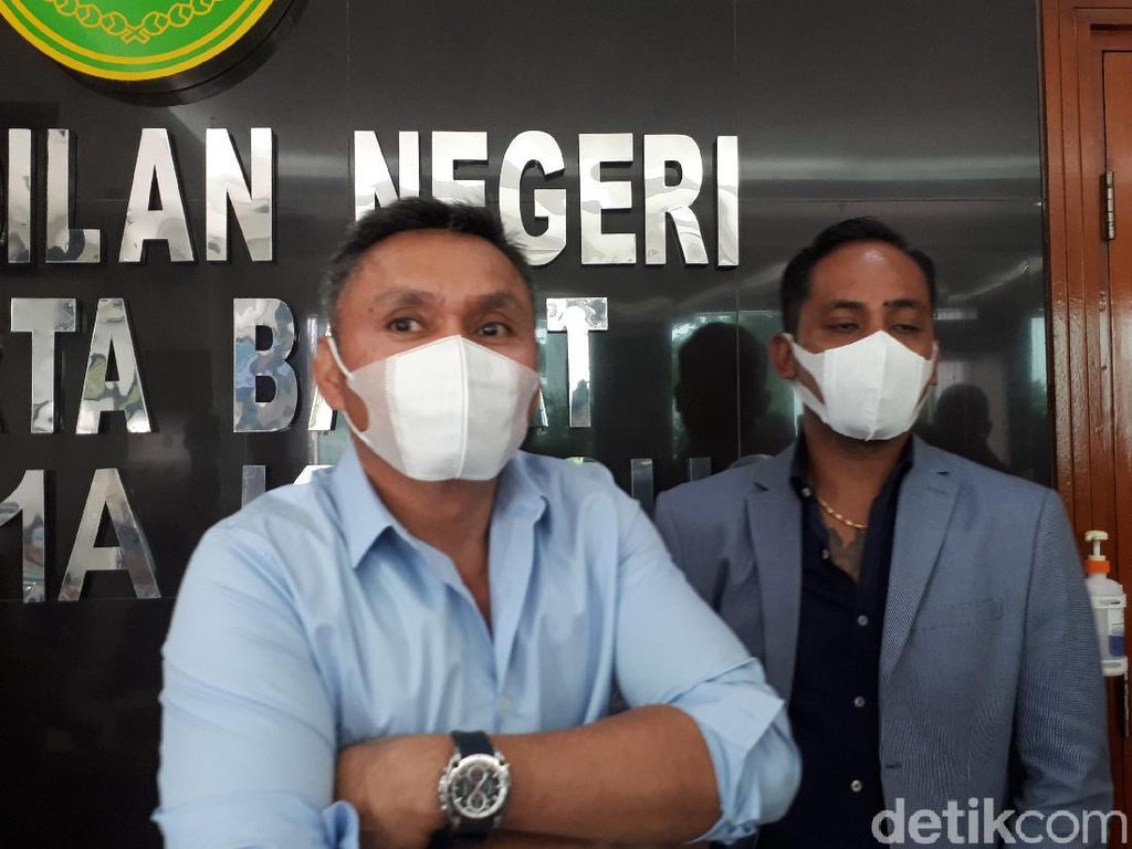 Nus Kei Hadiri Sidang Tanggapan JPU Terkait Eksepsi John Kei Nus Kei Hadiri Sidang Tanggapan JPU Terkait Eksepsi John Kei