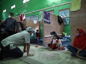 Gunung Merapi Erupsi, Ganjar: Pengungsi Jateng Terjaga & Terkontrol