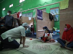 Gunung Merapi Erupsi, Ganjar: Pengungsi Jateng Terjaga & Terkontrol