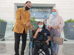 Lumpuh Gegara Jatuh Saat Bekerja, PMI di Oman Dipulangkan ke Indonesia