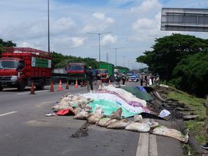 Imbas Tol Surabaya-Gempol Longsor, Jalur Satelit-Perak Ditutup Sementara