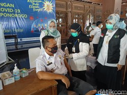 Para Pimpinan di Ponorogo Tak Ikut Vaksin COVID-19, Ini Alasannya