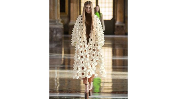 valentino haute couture 2021