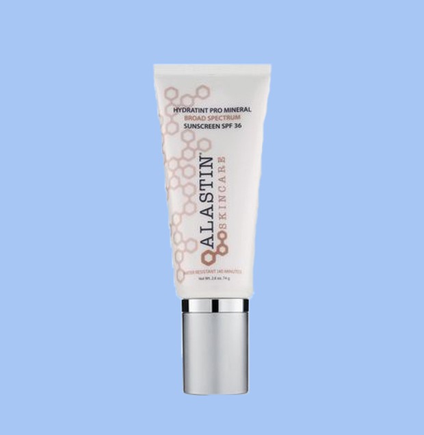 Skincare untuk Mengatasi Rosacea yang Sering Dianggap Jerawat