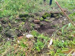 Ditemukan Sebaran Batu Bata Kuno di Situs Makam Ibu Gajah Mada