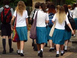 Hampir Setengah Siswa SMA di Australia Mengaku Sudah Pernah Berhubungan Seks