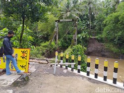 Jembatan di Sungai Elo Magelang Putus Diterjang Banjir