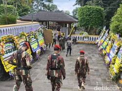 Wismoyo Arismunandar Meninggal, Luhut Kirim Karangan Bunga ke Giribangun