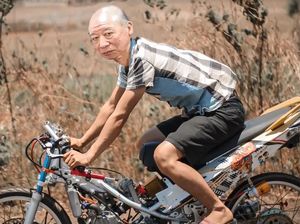 Meme Kocak Kakek Sugiono Jadi Anak Motor Meme Kocak Kakek Sugiono Jadi Anak Motor