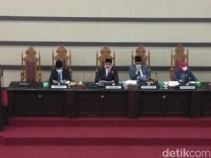 DPRD Makassar Gelar Paripurna Penetapan Danny-Fatma, Pj Walkot Tak Hadir