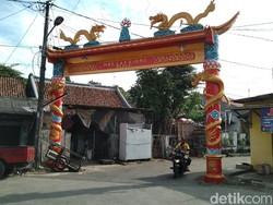 Bakcang hingga Sate, Jajanan Serba Babi di Kawasan Pecinan Bekasi