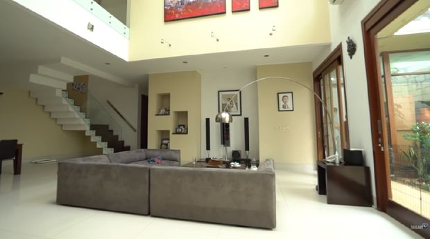 Rumah Ari Wibowo Rumah Ari Wibowo