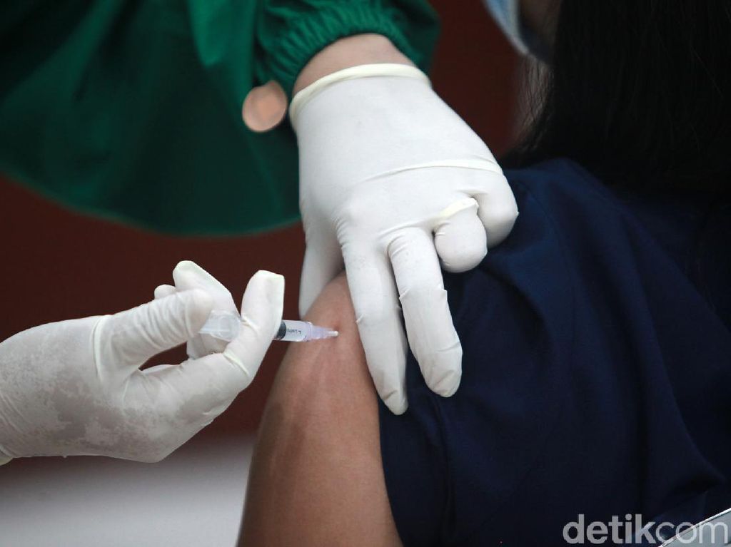 Kendala Vaksinasi: Penerima Tak Hadir-Cold Chain Kurang Kendala Vaksinasi: Penerima Tak Hadir-Cold Chain Kurang