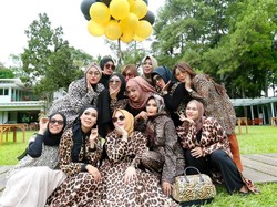 Terpopuler Sepekan: Viral Grup Arisan Ibu-ibu Sosialita Pakai Baju Macan