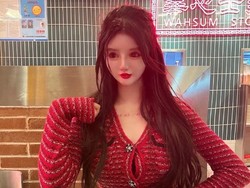 Ingin Tampil Bak Boneka, Gadis 16 Tahun Sudah Jalani 100 Prosedur Kecantikan