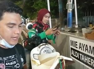 Aldi Taher Jualan Mie Ayam Malah Kena Hujat Netizen, Kenapa Ya?