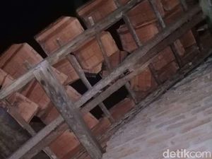 Begini Langkanya Fenomena Meteorit Jatuh Timpa Rumah Warga di Lampung