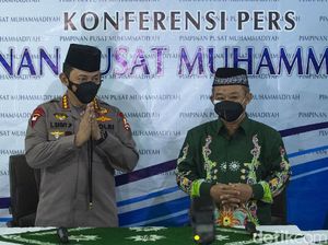 Tekad Presisi Kapolri: Transparan dan Penegakan Hukum Berkeadilan Tekad Presisi Kapolri: Transparan dan Penegakan Hukum Berkeadilan