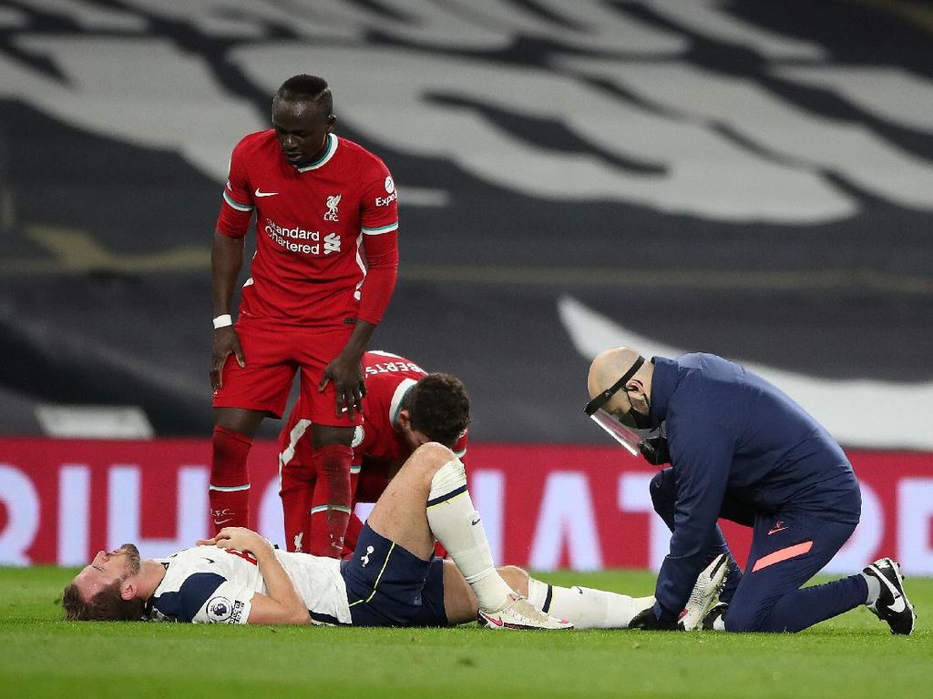 Kedua Pergelangan Kaki Cedera, Harry Kane Absen Beberapa Pekan Kedua Pergelangan Kaki Cedera, Harry Kane Absen Beberapa Pekan