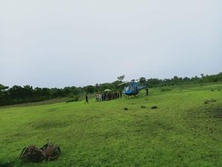 Cuaca Buruk, Helikopter BPBD Sulsel Mendarat Darurat di Jeneponto