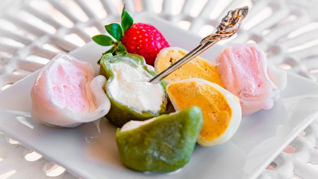 ilustrasi mochi ice cream Assorted Mochi Ice Cream Desserts