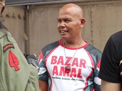 Suasana Haru Selimuti Ratusan Warga di Pemakaman Pipit Preman Pensiun