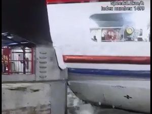 Kapal Feri Tabrak Dermaga di Merak Banten, Tak Ada Korban Jiwa