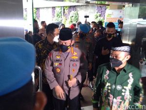 Berpeci, Kapolri Jenderal Listyo Sigit Prabowo Sambangi Muhammadiyah
